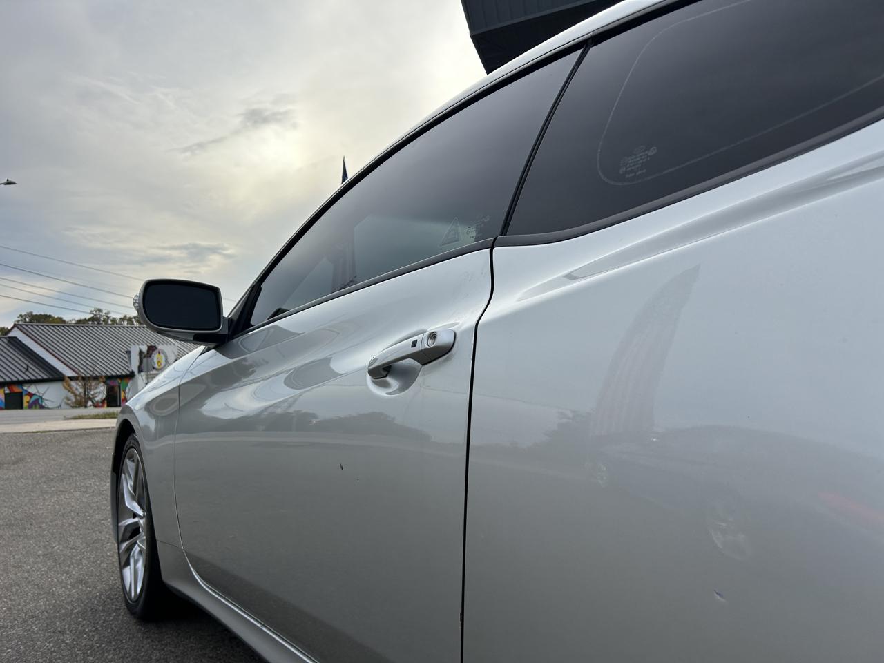 Hyundai Genesis Coupe 2dr V6 3.8L Auto Track 2013