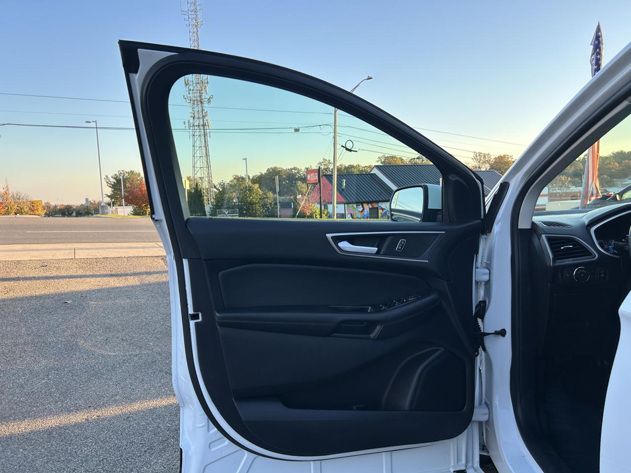 Ford Edge SEL FWD 2019