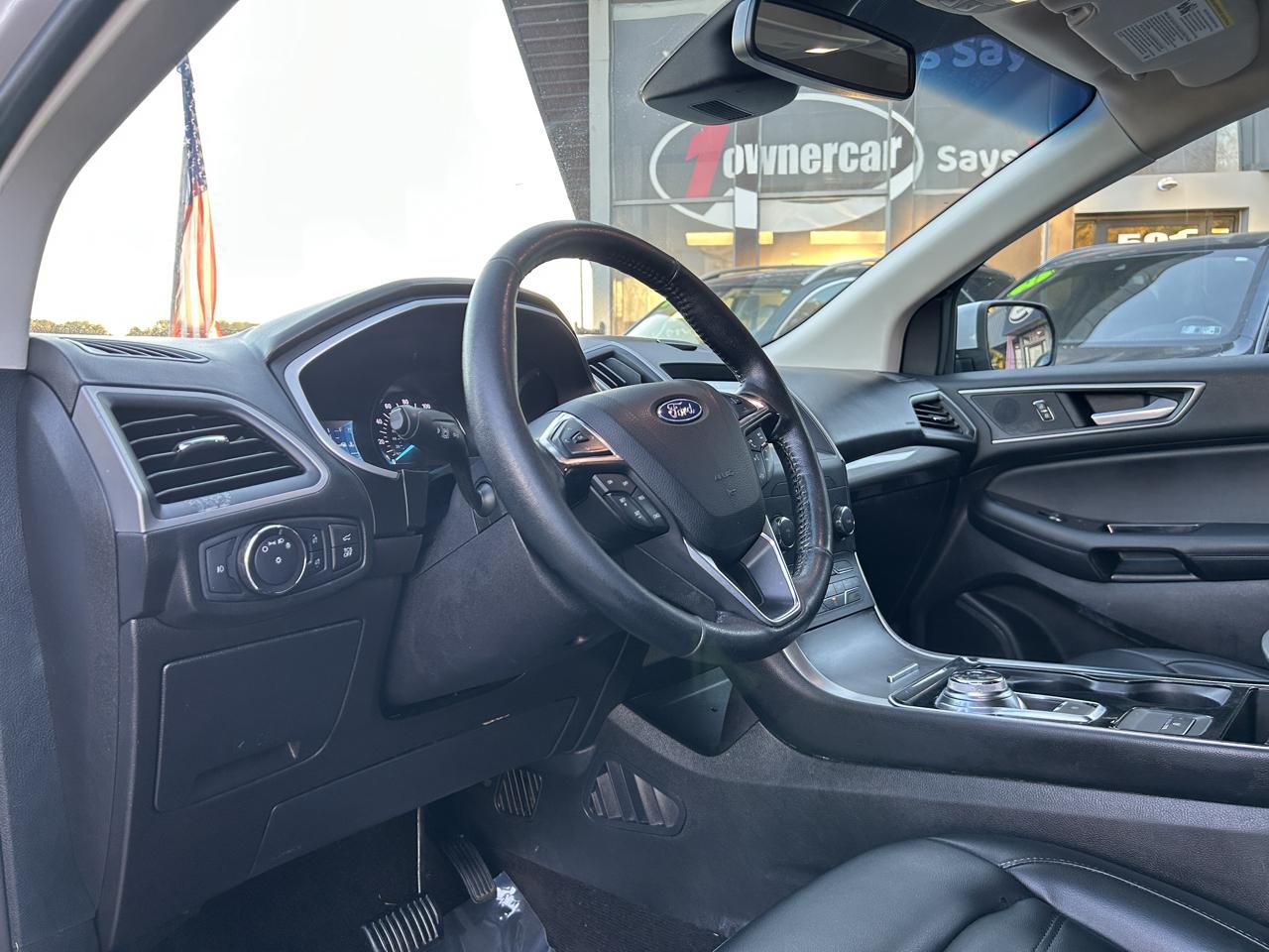 Ford Edge SEL FWD 2019