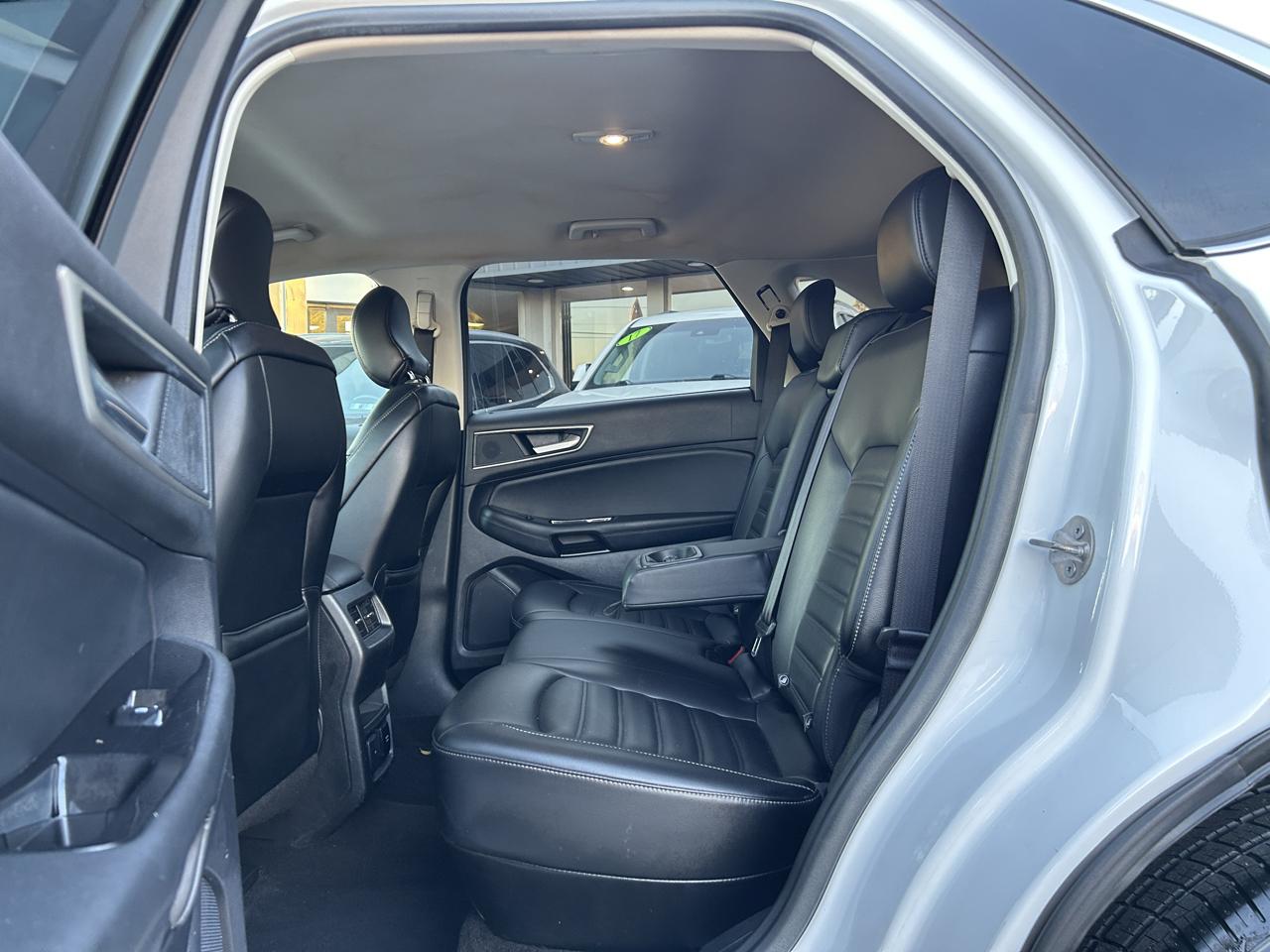 Ford Edge SEL FWD 2019