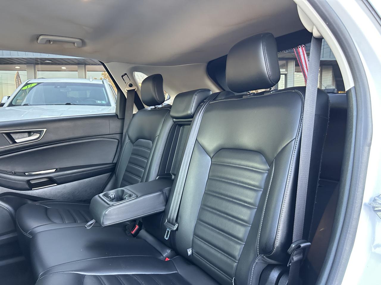 Ford Edge SEL FWD 2019