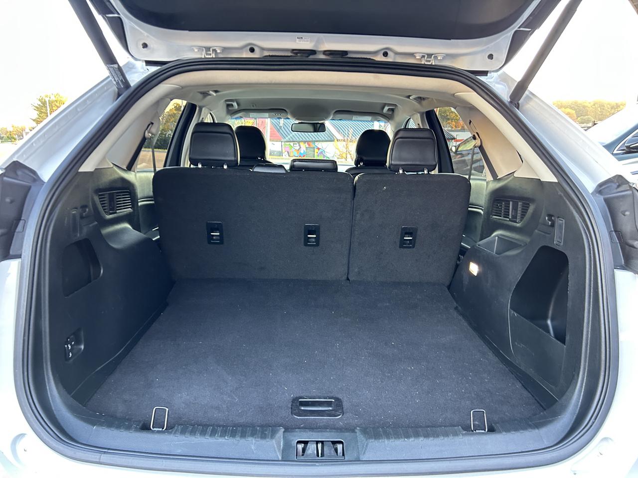 Ford Edge SEL FWD 2019