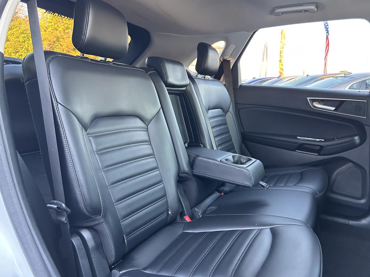 Ford Edge SEL FWD 2019