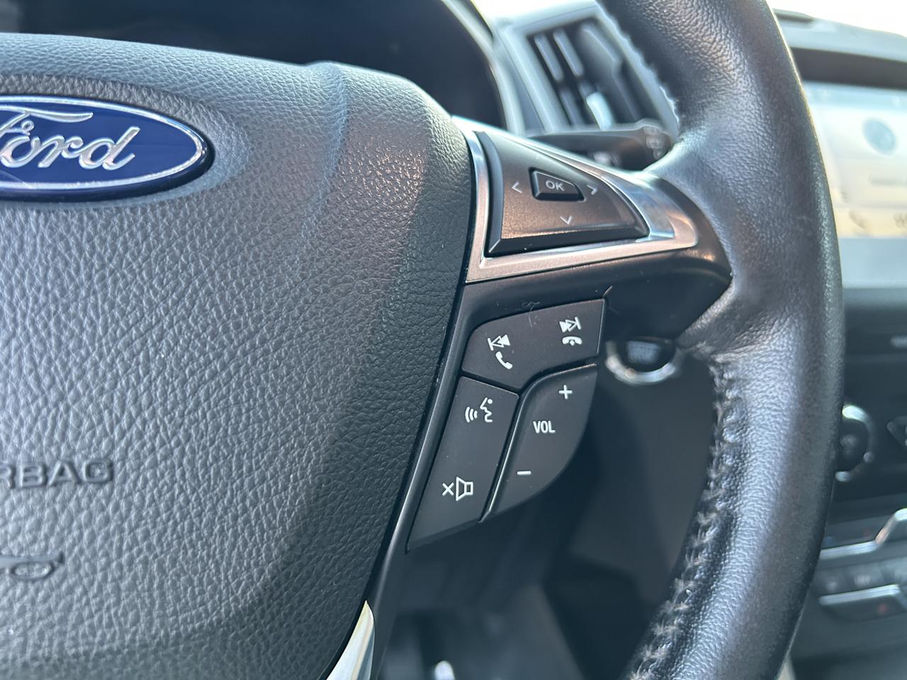 Ford Edge SEL FWD 2019