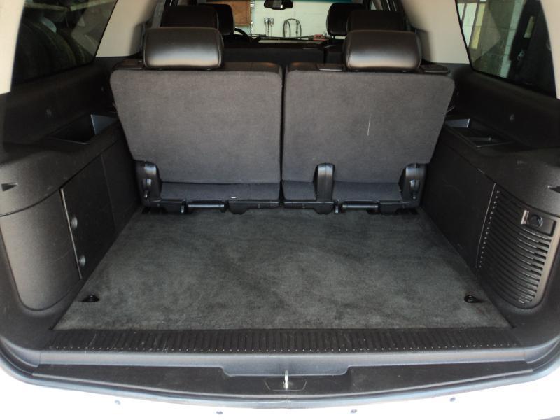 Chevrolet Suburban LT 1500 2WD 2007