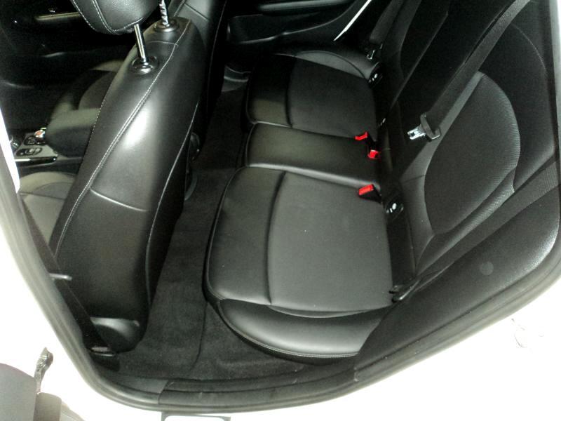 MINI Clubman Cooper ALL4 2017 MINI Clubman Cooper ALL4 2017