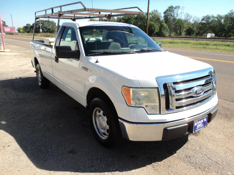 2010 Ford F-150 XL photo 2