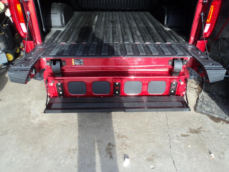 GMC Sierra 1500 SLT Crew Cab 4WD 2023