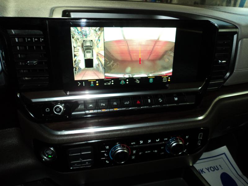 GMC Sierra 1500 SLT Crew Cab 4WD 2023