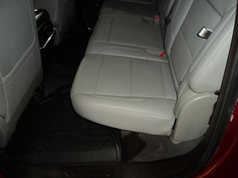 GMC Sierra 1500 SLT Crew Cab 4WD 2023