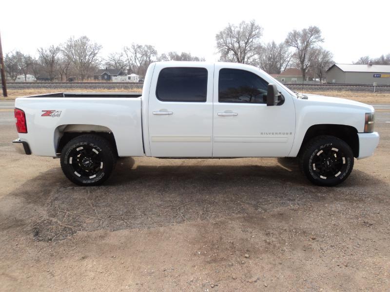 Chevrolet Silverado 1500 LTZ Crew Cab 4WD 2009