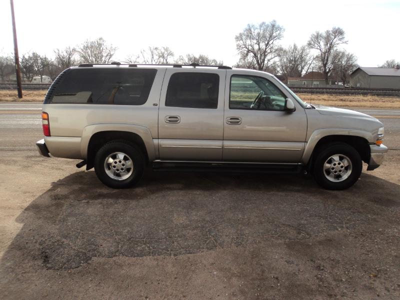 Chevrolet Suburban 1500 4WD 2002