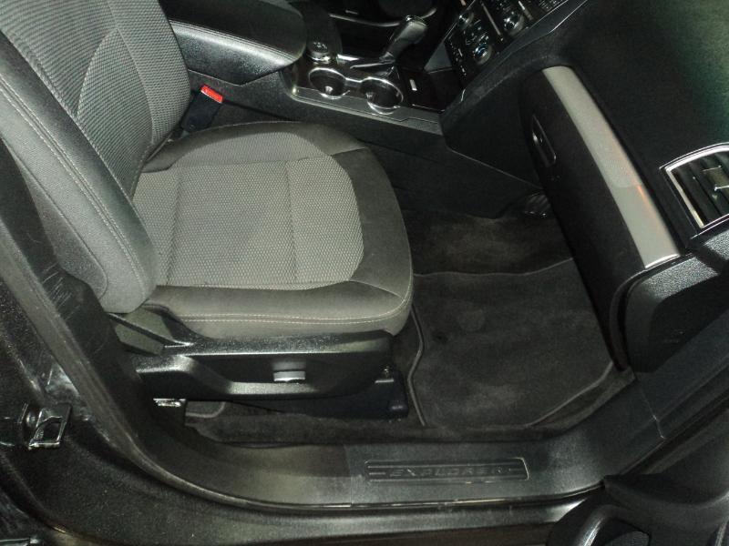 Ford Explorer XLT 4WD 2017