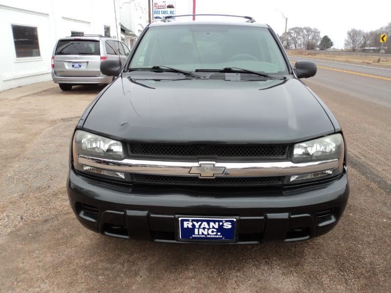 Chevrolet TrailBlazer LS 4WD 2004