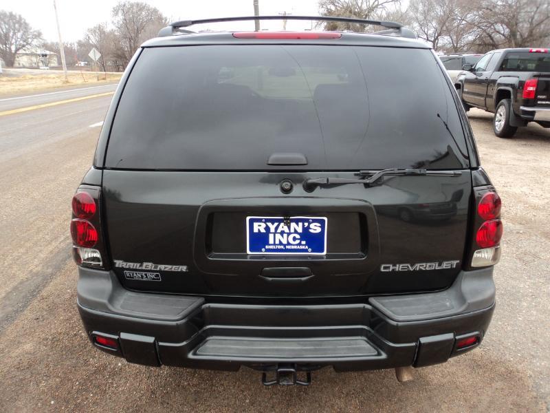 Chevrolet TrailBlazer LS 4WD 2004