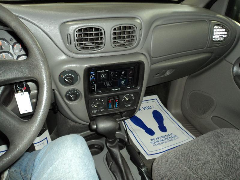 Chevrolet TrailBlazer LS 4WD 2004