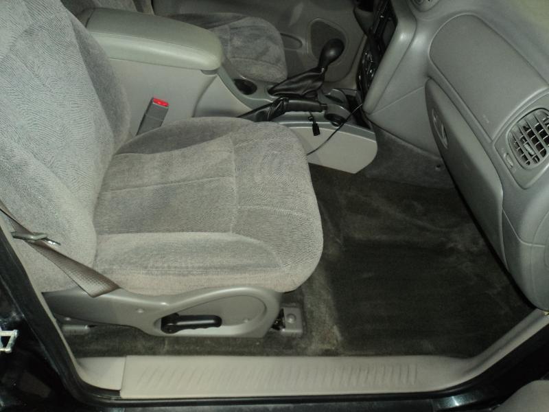 Chevrolet TrailBlazer LS 4WD 2004