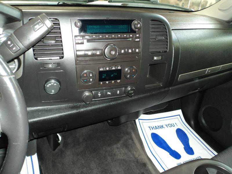 Chevrolet Silverado 1500 LT Crew Cab 4WD 2012