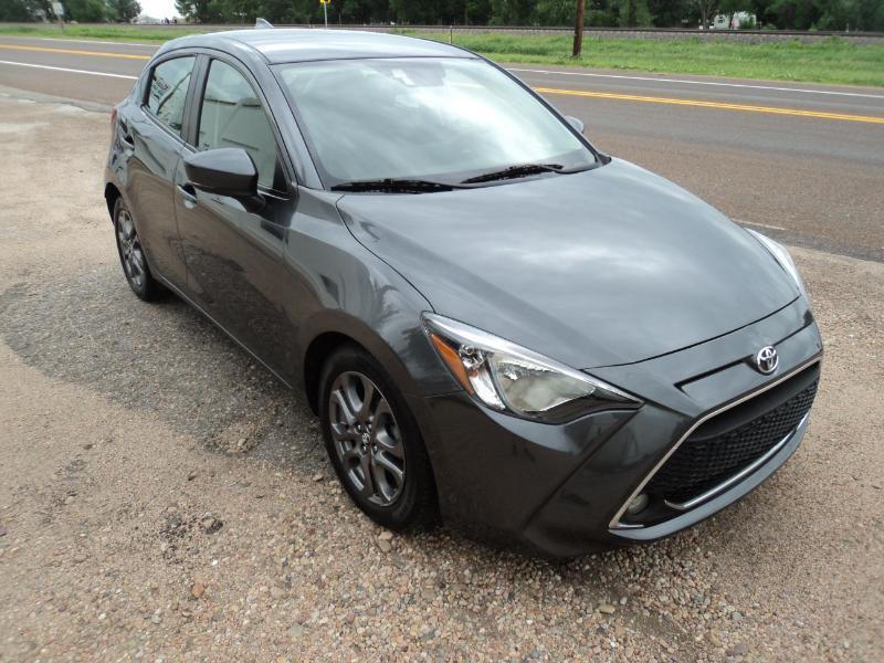 Toyota Yaris XLE Hatchback 2020