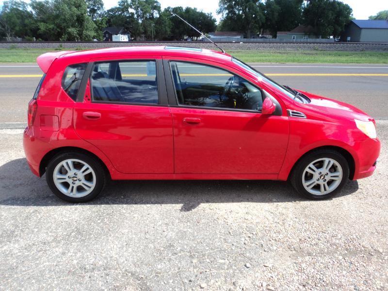 Chevrolet Aveo5 2LT 2011