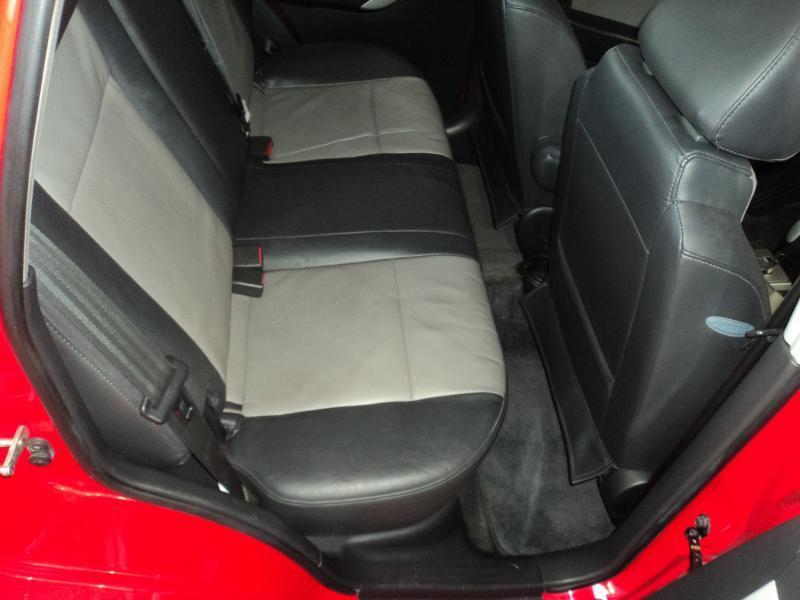 Chevrolet Aveo5 2LT 2011