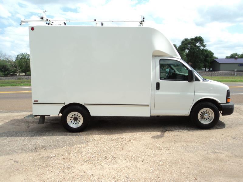 GMC Savana  2011