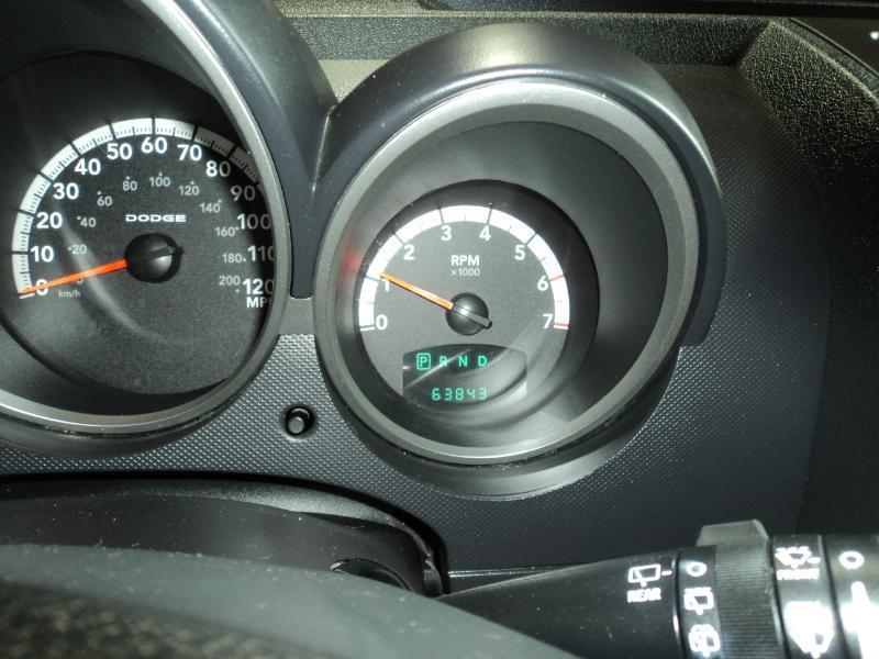 Dodge Nitro SXT 4WD 2010