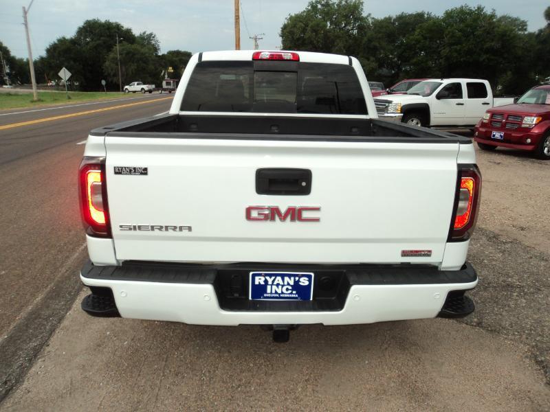 GMC Sierra 1500 SLT Crew Cab Long Box 4WD 2017