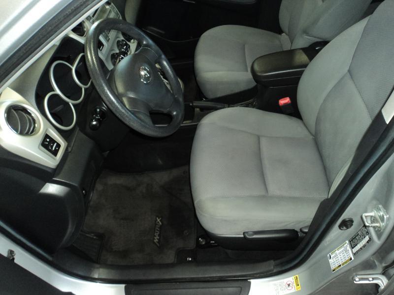 Toyota Matrix S AWD 4-Speed AT 2009