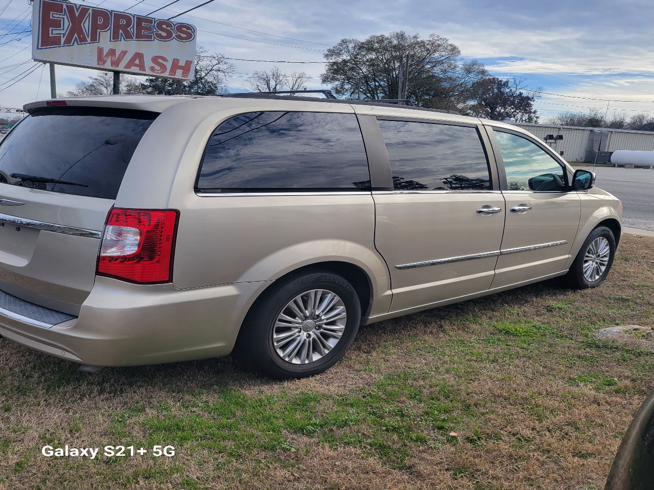 Chrysler Town & Country Touring-L 2016