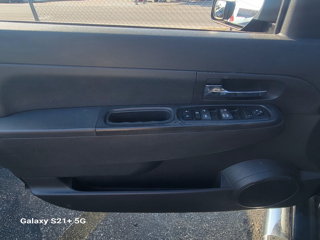 Jeep Liberty Sport 2WD 2011