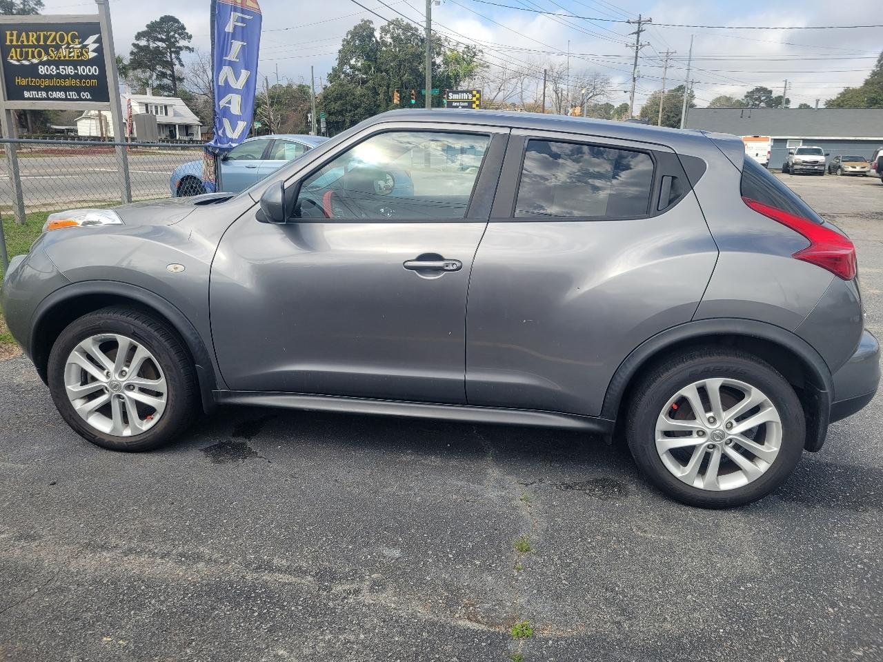 Nissan Juke S FWD 2014