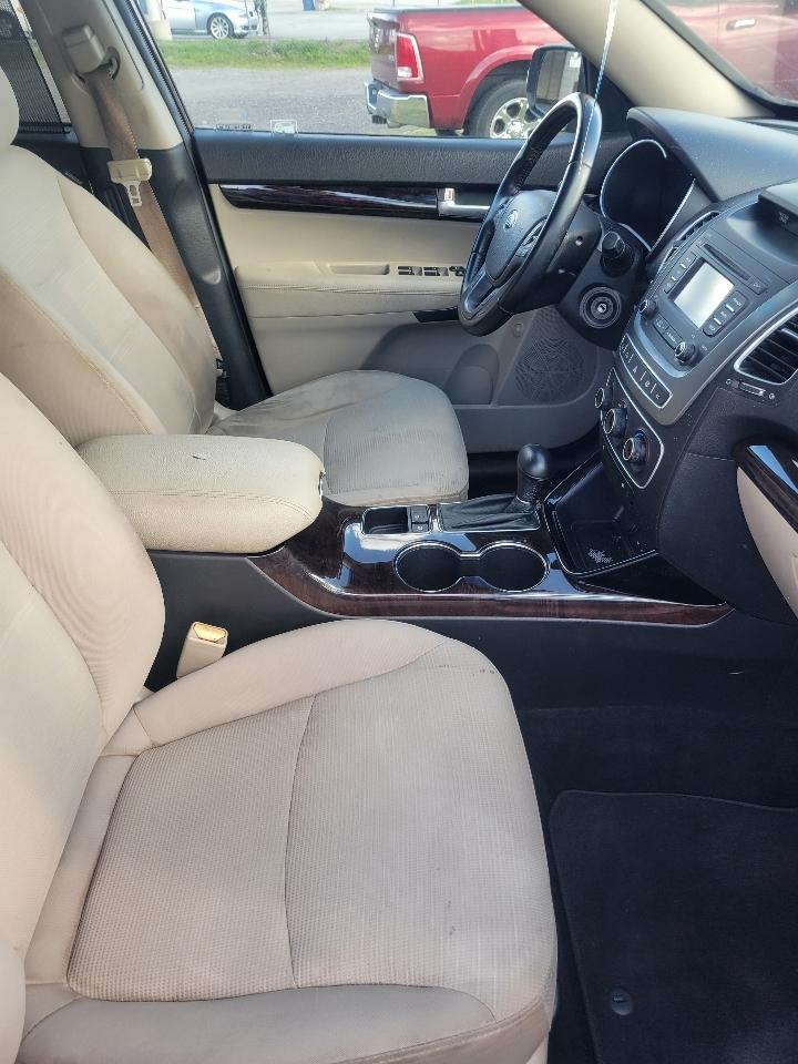 Kia Sorento LX 2WD 2015