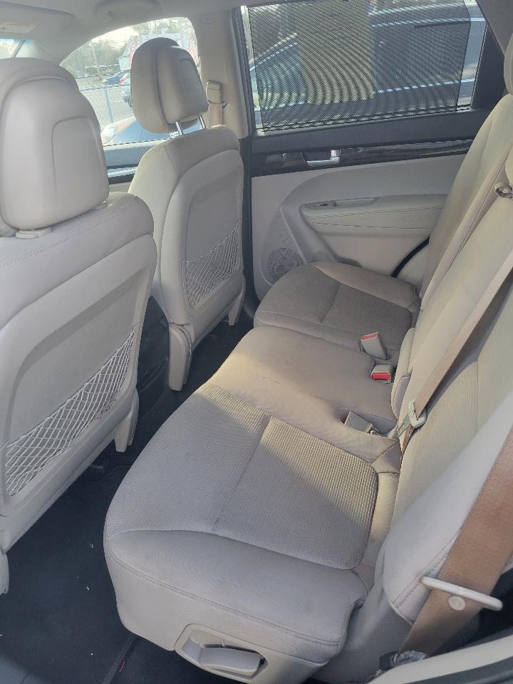 Kia Sorento LX 2WD 2015