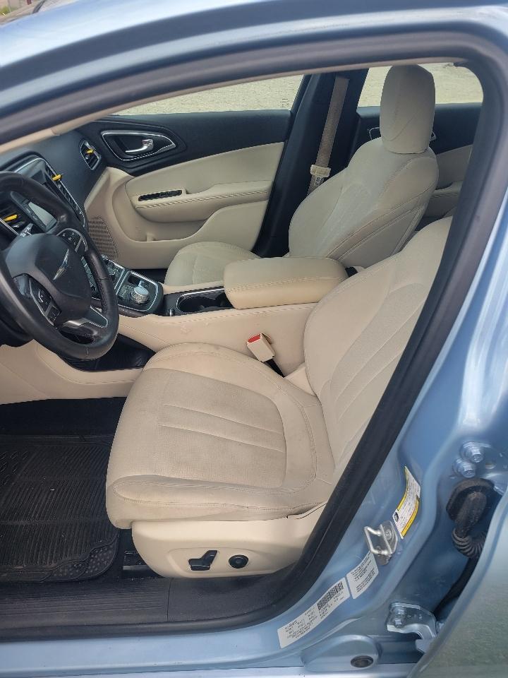 Chrysler 200 Limited 2015