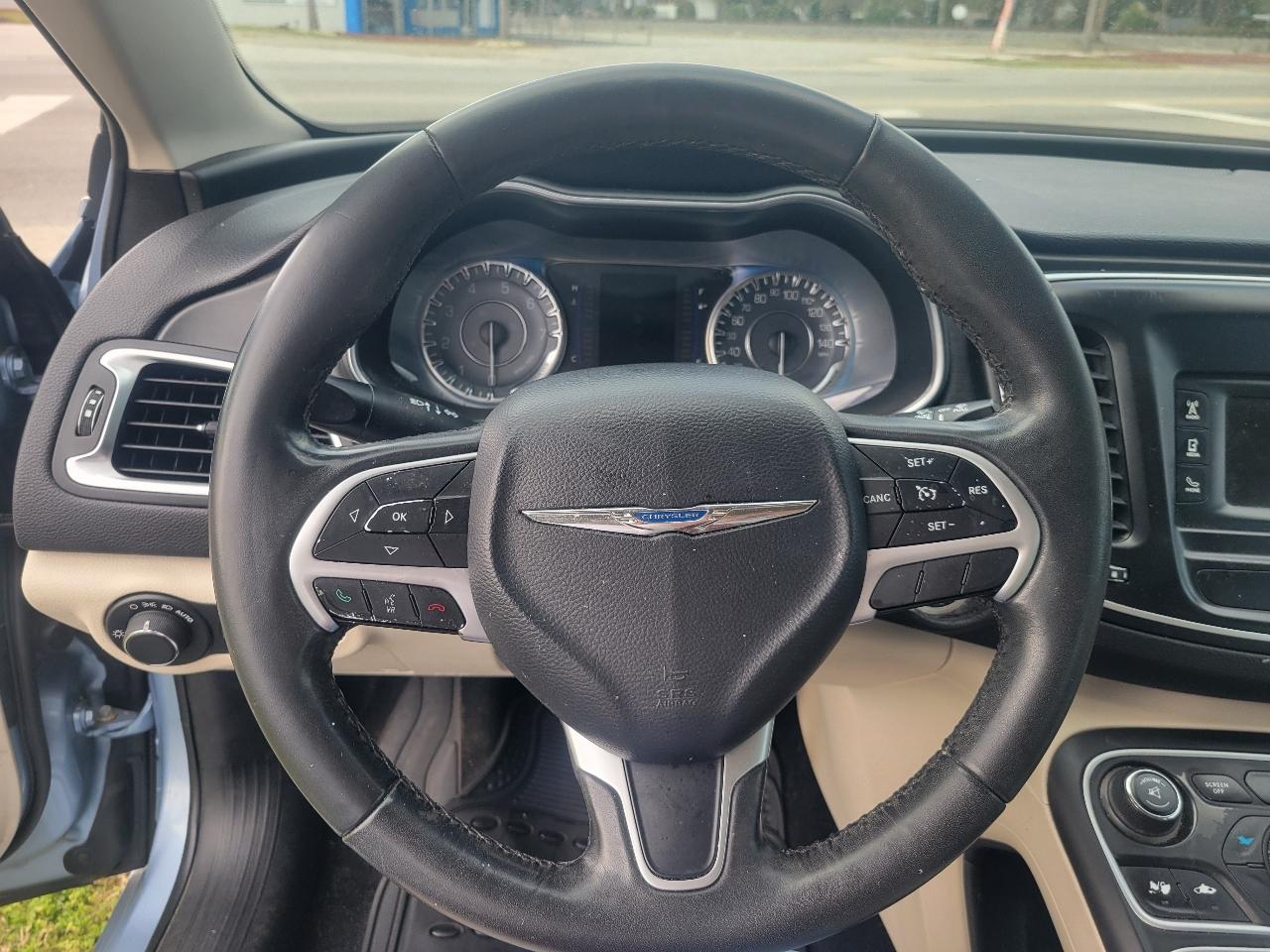 Chrysler 200 Limited 2015