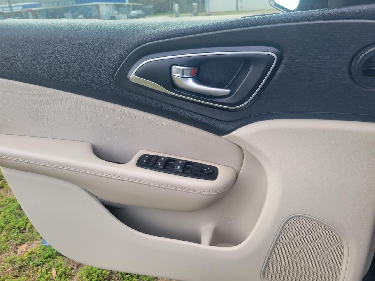 Chrysler 200 Limited 2015