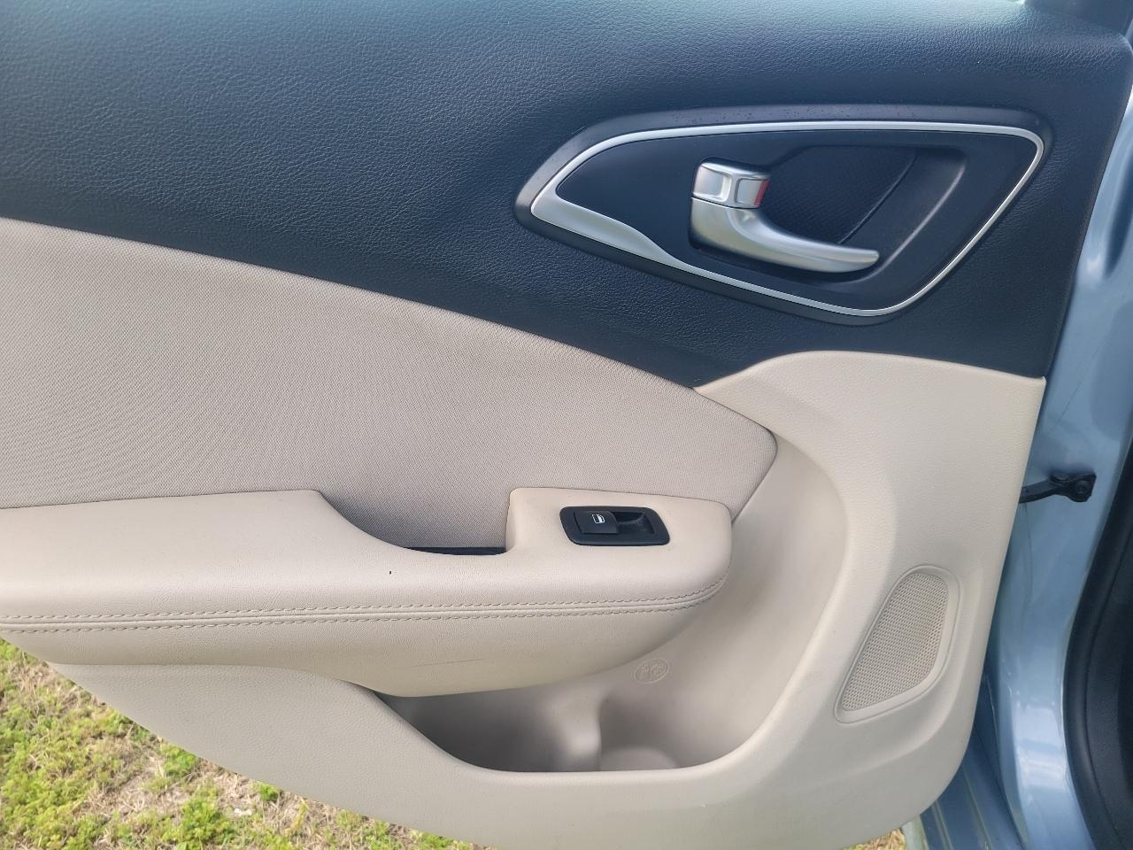 Chrysler 200 Limited 2015