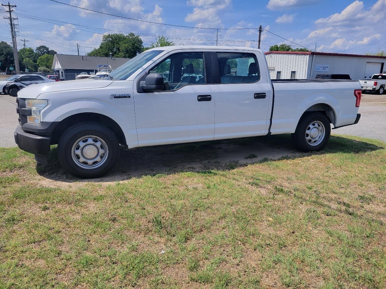 Ford F-150 XL SuperCrew 5.5-ft. Bed 2WD 2016
