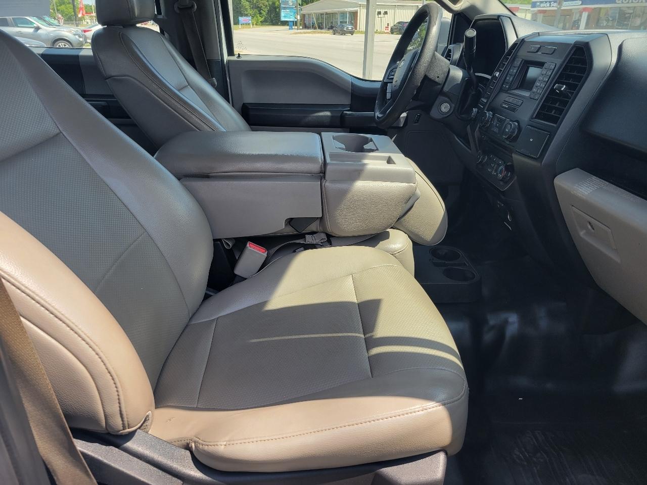 Ford F-150 XL SuperCrew 5.5-ft. Bed 2WD 2016