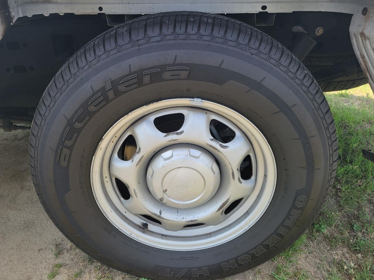 Ford F-150 XL SuperCrew 5.5-ft. Bed 2WD 2016