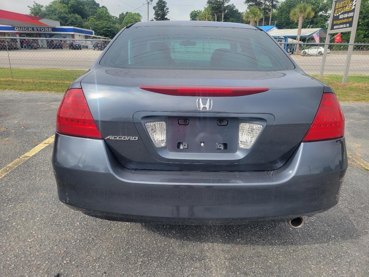Honda Accord EX-L Sedan AT with Navigation and XM Radio 2006