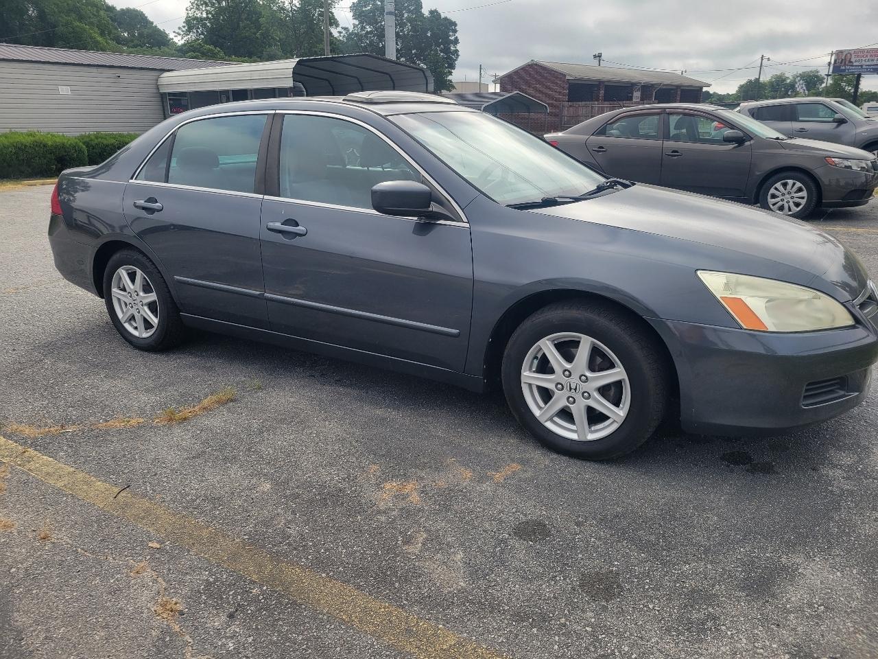 Honda Accord EX-L Sedan AT with Navigation and XM Radio 2006
