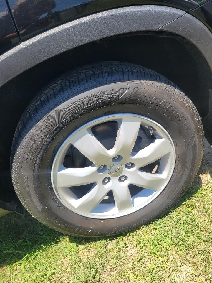 Kia Sorento LX 2WD 2013