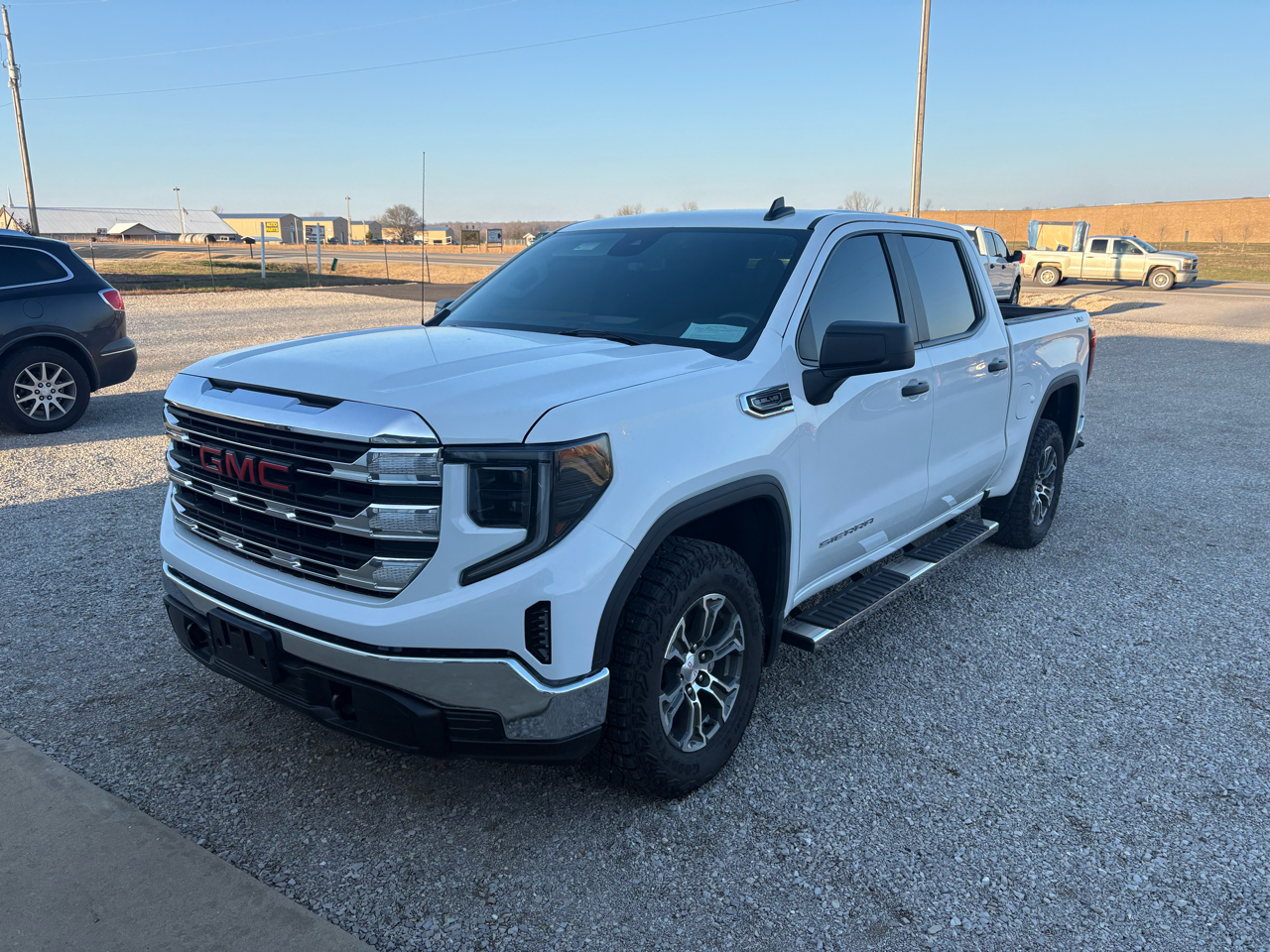 2024 GMC Sierra 1500 4WD Crew Cab 147" SLE