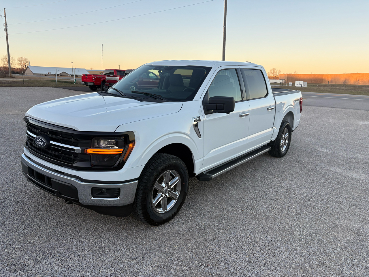 Ford F-150 4WD SuperCrew 139" XLT 2024