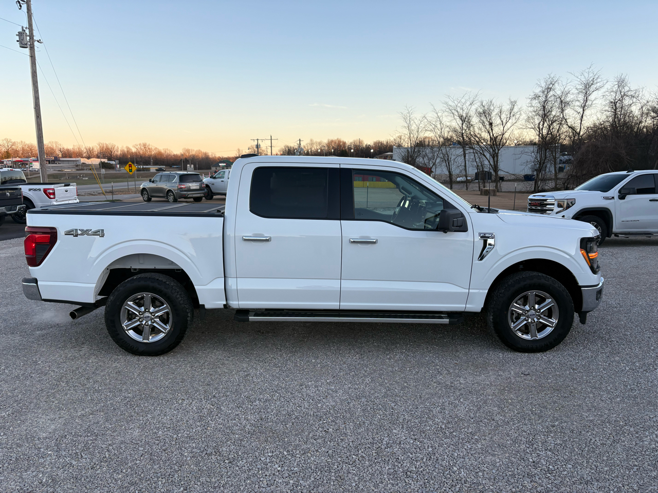 Ford F-150 4WD SuperCrew 139" XLT 2024