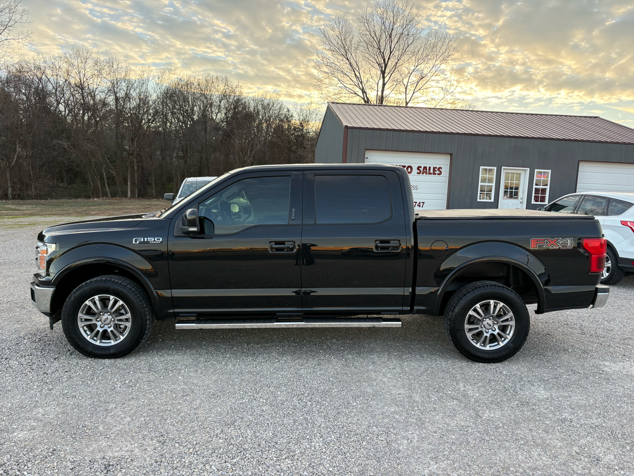 Ford F-150 4WD SuperCrew 139" Lariat 2019