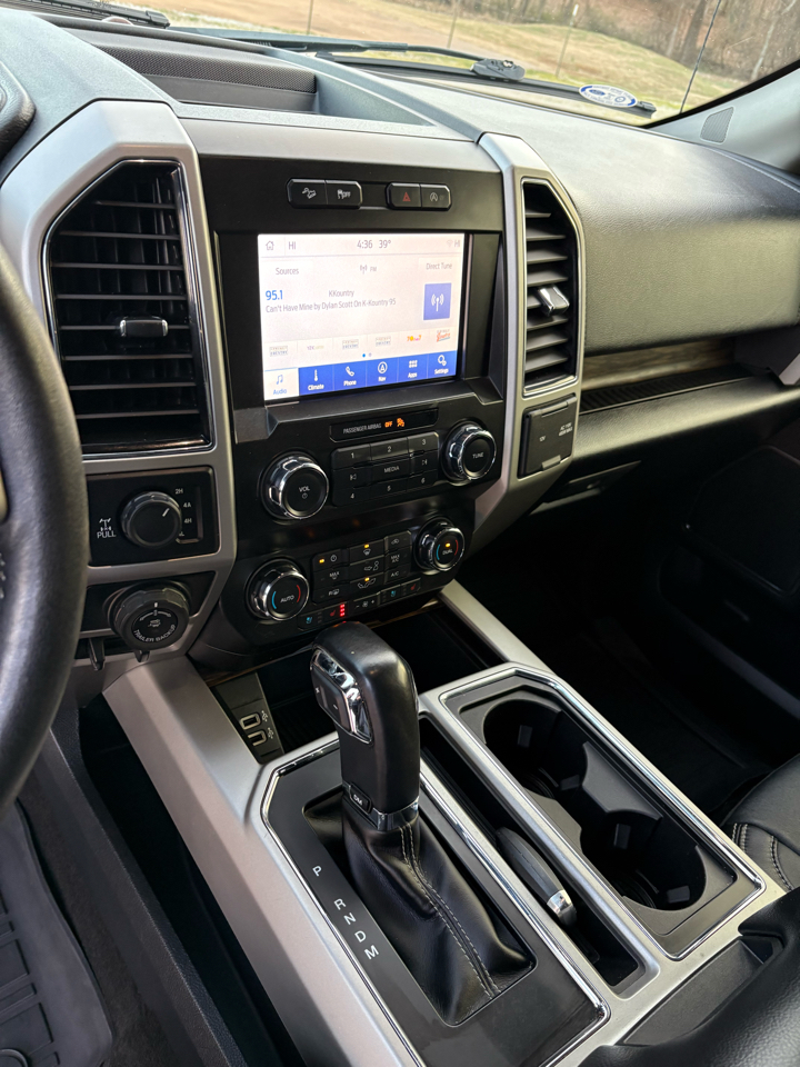 Ford F-150 4WD SuperCrew 139" Lariat 2019