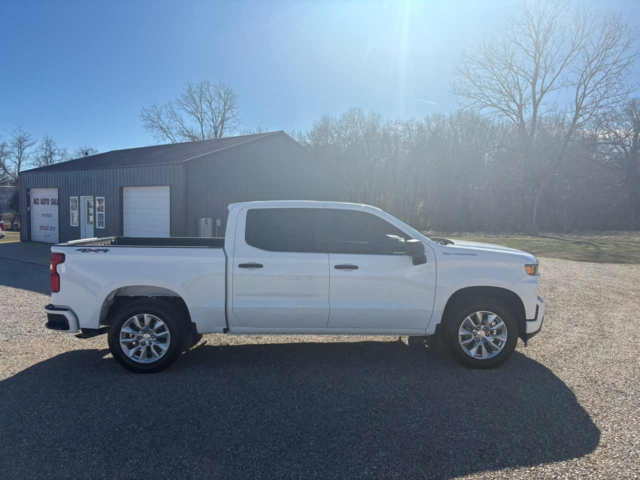 Chevrolet Silverado 1500 4WD Crew Cab 143.5" Custom 2021